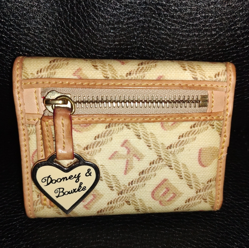 Dooney & Bourke EUC+ Vintage Coated Canvas Alphabet Leather Compact Wallet